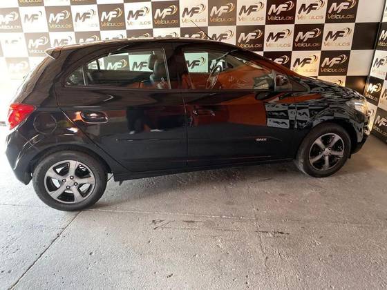 CHEVROLET ONIX 1.4 MPFI LTZ 8V FLEX 4P MANUAL CHEVROLET ONIX 1.4 MPFI LTZ 8V FLEX 4P MANUAL